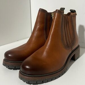 PIKOLINOS Tan Leather Ankle Boots